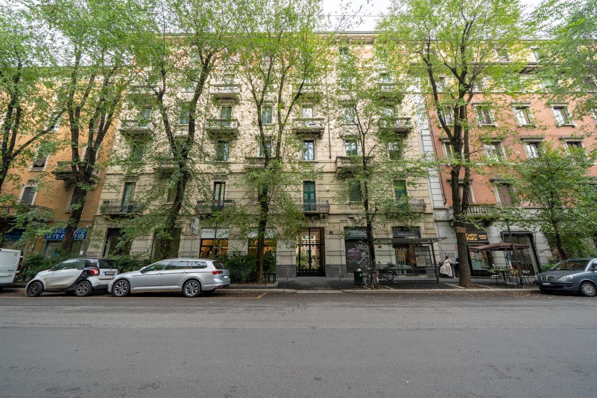 Easylife - Classic And Comfy Porta Romana Flat Милано Екстериор снимка