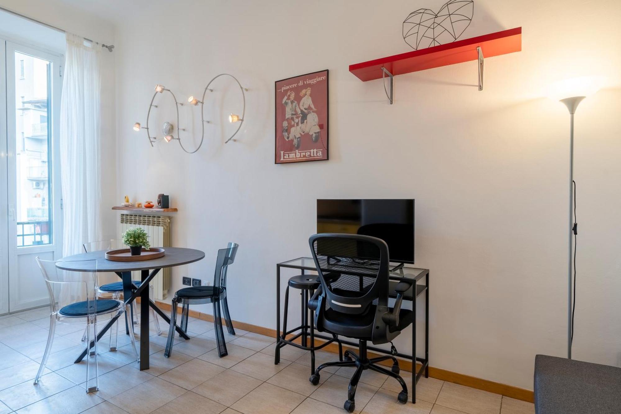 Easylife - Classic And Comfy Porta Romana Flat Милано Екстериор снимка