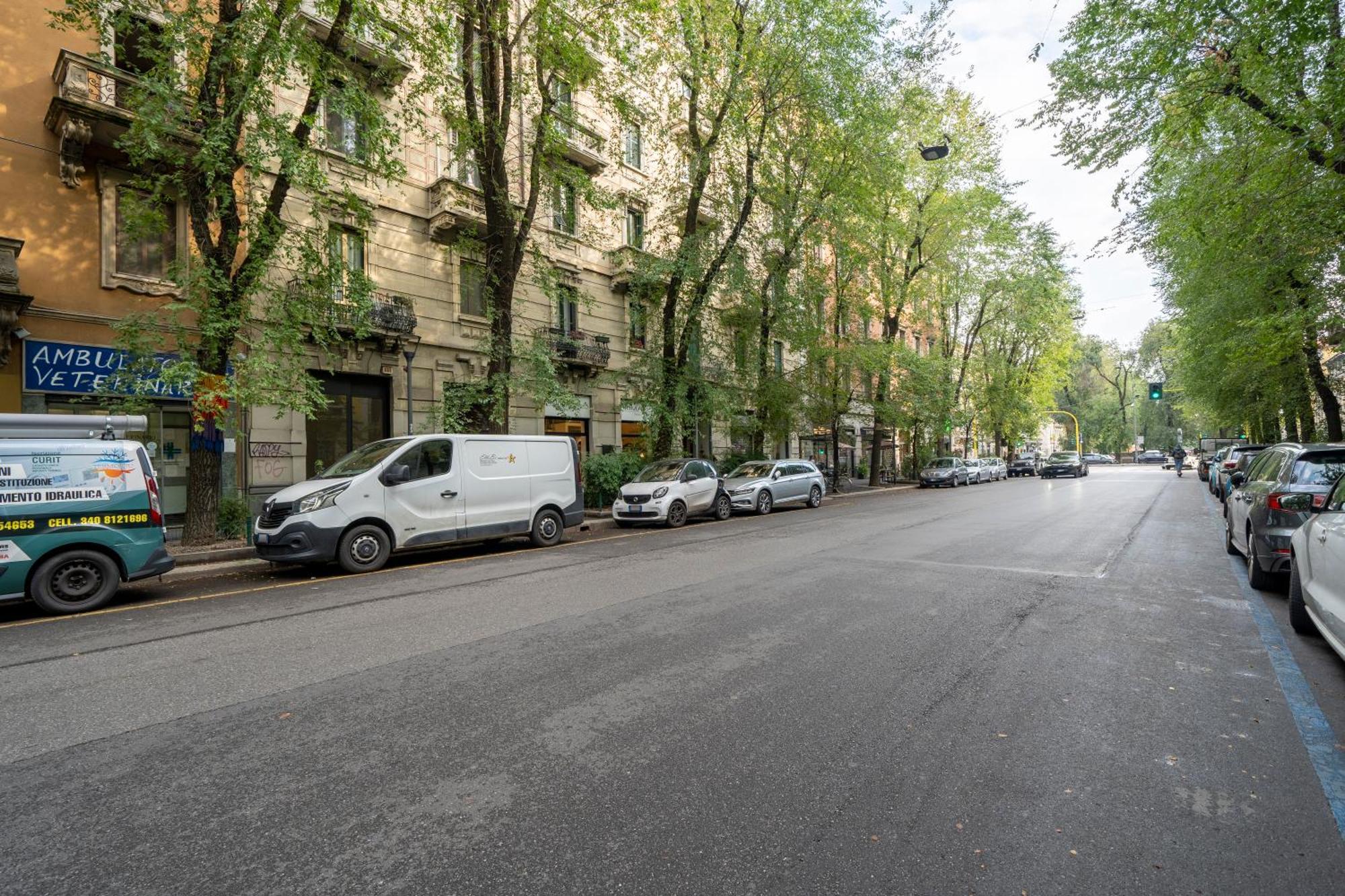 Easylife - Classic And Comfy Porta Romana Flat Милано Екстериор снимка
