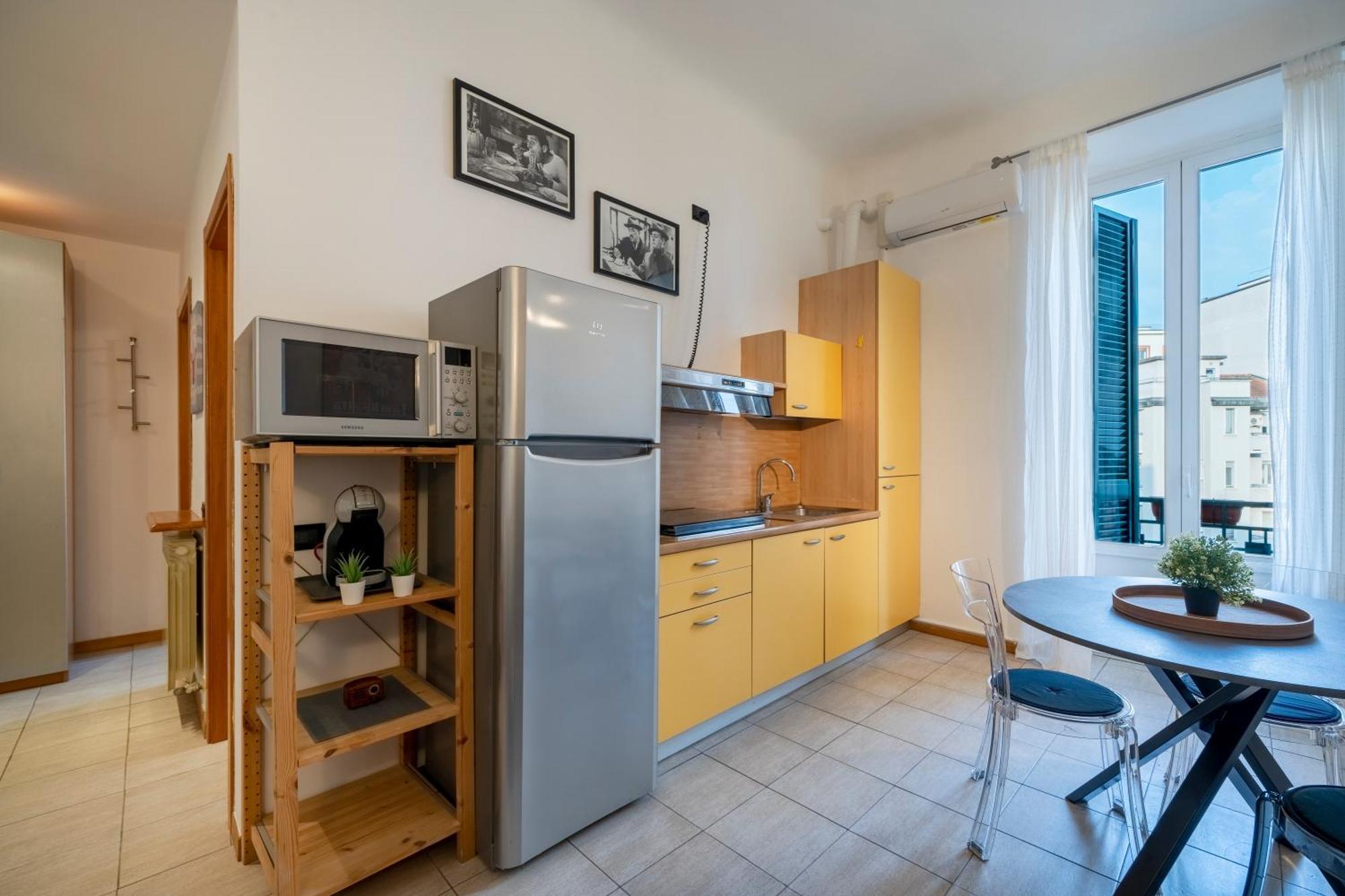 Easylife - Classic And Comfy Porta Romana Flat Милано Екстериор снимка